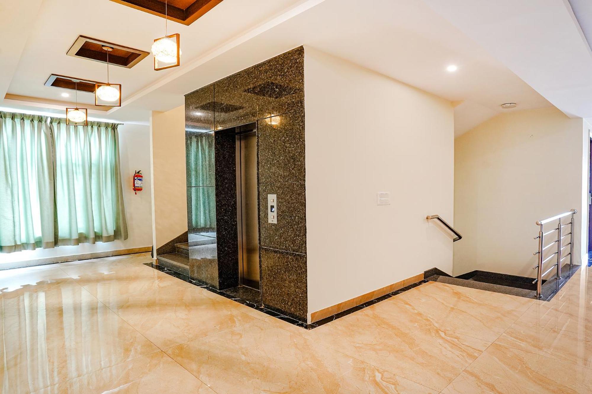 Fabhotel Wonder Stay Suite Rooms - Nr Aecs Layout Main Road Бангалор Экстерьер фото